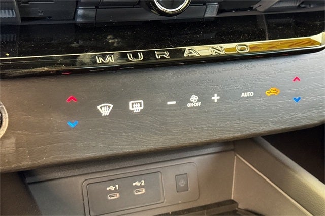 2025 Nissan Murano SV