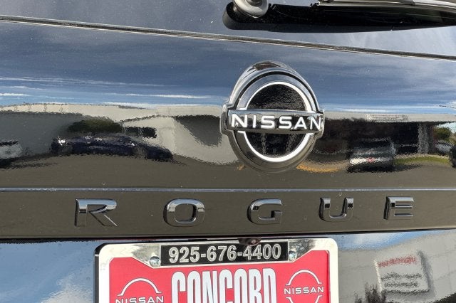 2026 Nissan Rogue Dark Armor™