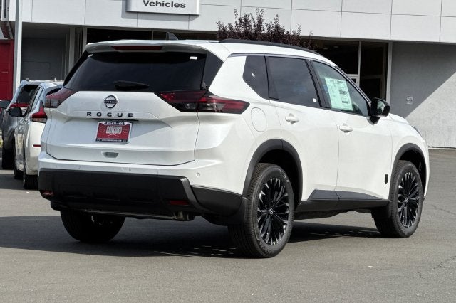 2026 Nissan Rogue Dark Armor™