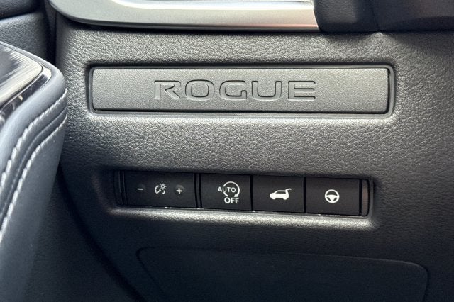 2026 Nissan Rogue Dark Armor™