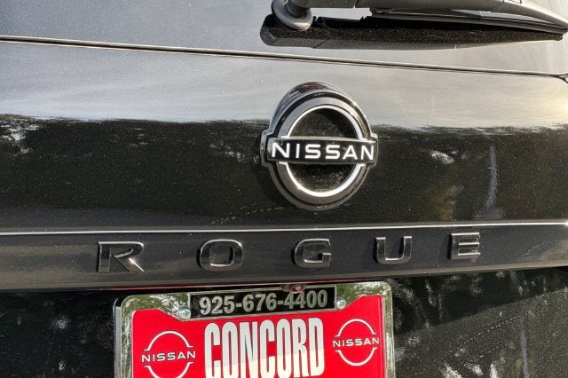2026 Nissan Rogue Dark Armor™