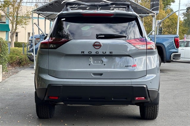 2026 Nissan Rogue Rock Creek®