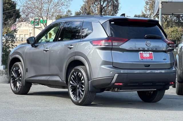 2026 Nissan Rogue Dark Armor™