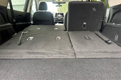 2025 Nissan Pathfinder S