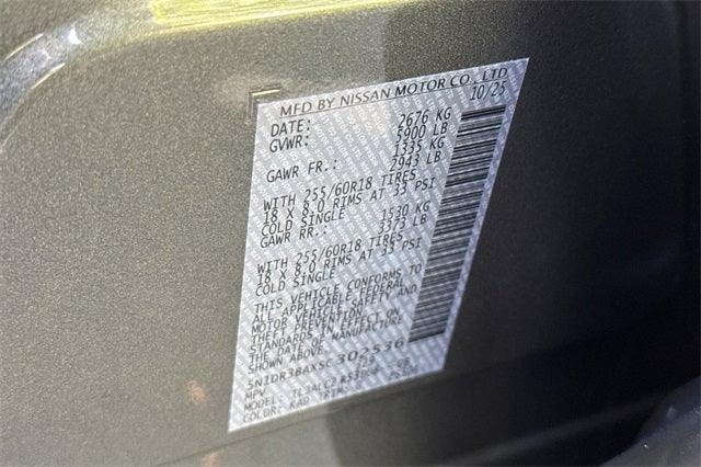 2025 Nissan Pathfinder SV