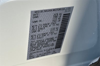 2025 Nissan Pathfinder SV