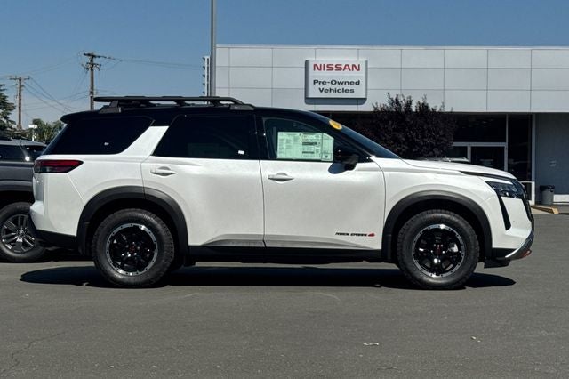 2026 Nissan Pathfinder Rock Creek®