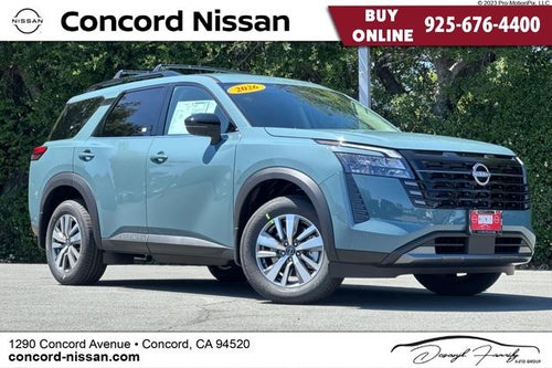 2026 Nissan Pathfinder SL