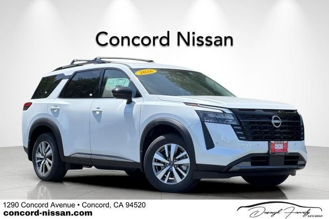 2026 Nissan Pathfinder SL