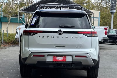 2025 Nissan Pathfinder Platinum