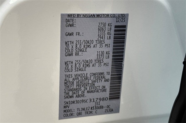 2025 Nissan Pathfinder Platinum