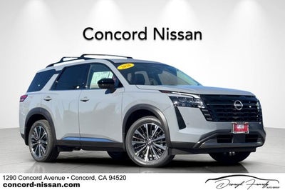 2026 Nissan Pathfinder Platinum