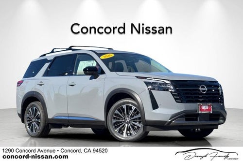 2026 Nissan Pathfinder Platinum