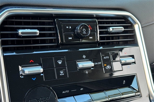 2026 Nissan Armada SV