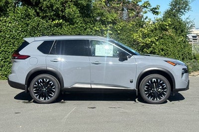 2026 Nissan Rogue Dark Armor™